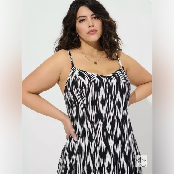Torrid Maxi Challis Trapeze Dress - Picture 3 of 5